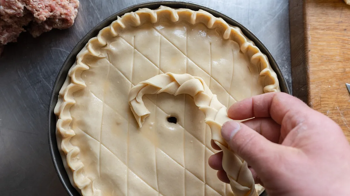 Quiche maison : pâte croustillante et appareil qui tient